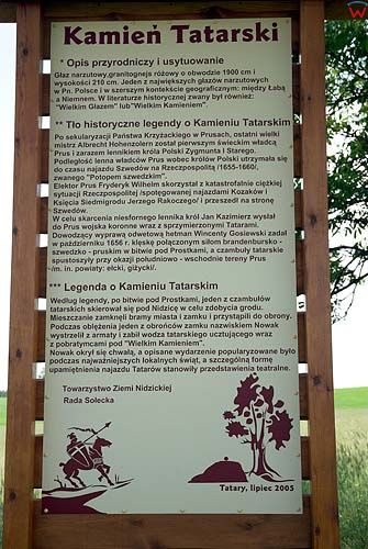 Tablica informacyjna przy Tatarskim Kamieniu w Tatarach (Nidzicy)